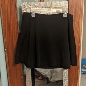 Skater black skirt